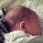 3 Wochen kleiner Baby-J. – 3 Wochen Babyglück